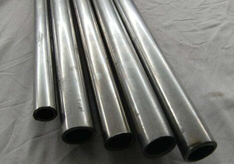 精密高頻<a href=http://www.www.yikejingrui.cn target=_blank class=infotextkey>直縫焊接鋼管</a>.jpg